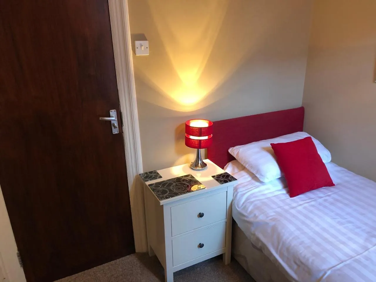 The Monarch Bed and Breakfast Lytham St Annes Reino Unido