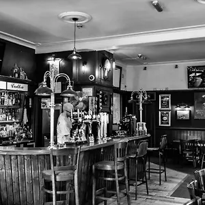 https://the-ship-inn-london.brighton-hotels-england.com