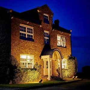 loftsome-bridge-hotel.yorkshirehotels.net/